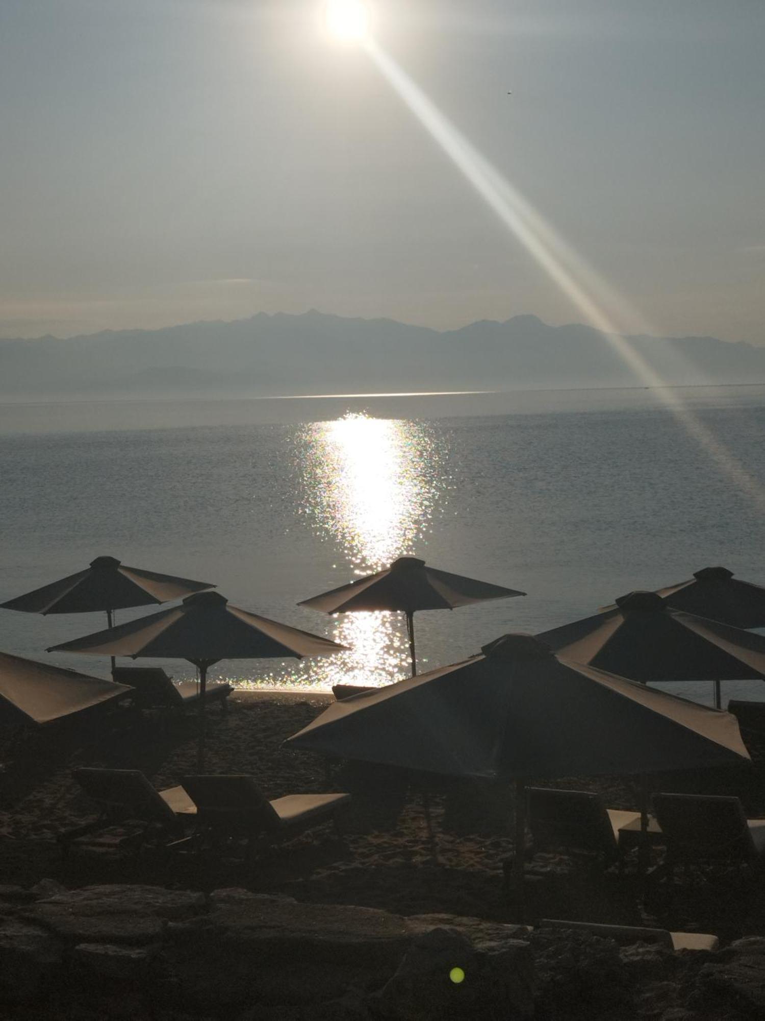 Takis Haikos House Two Minutes Walk To The Beach Peroulia Vounária Exterior photo
