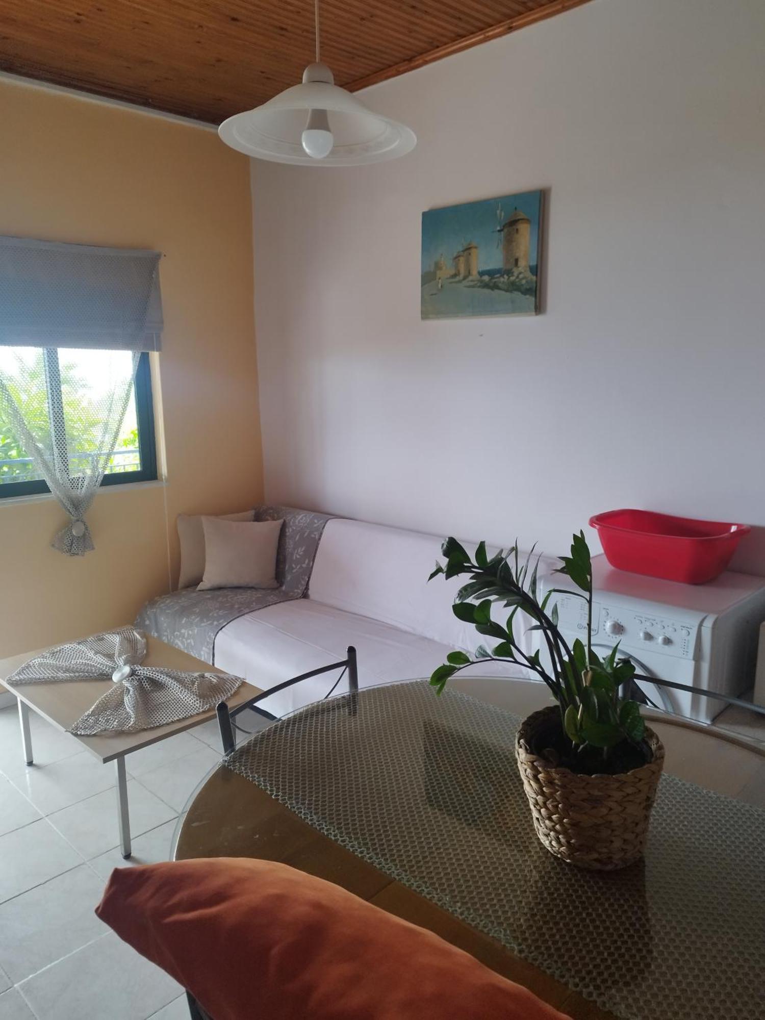 Takis Haikos House Two Minutes Walk To The Beach Peroulia Vounária Exterior photo